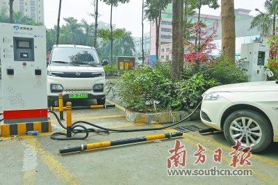 純電動汽車普及之后 充電樁應(yīng)該建在哪里?